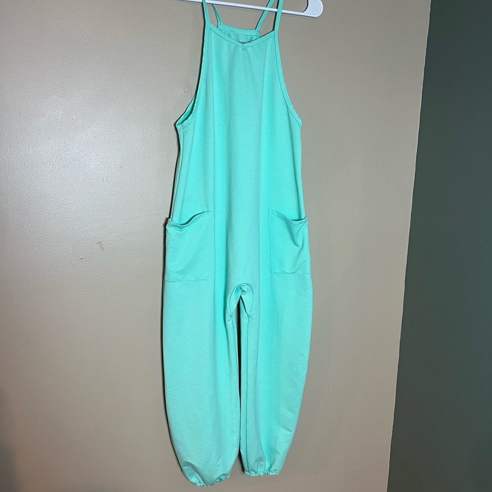 Bearpaw Women's Size 10/12 Mint Green Jumpsuit Athleisure Casual